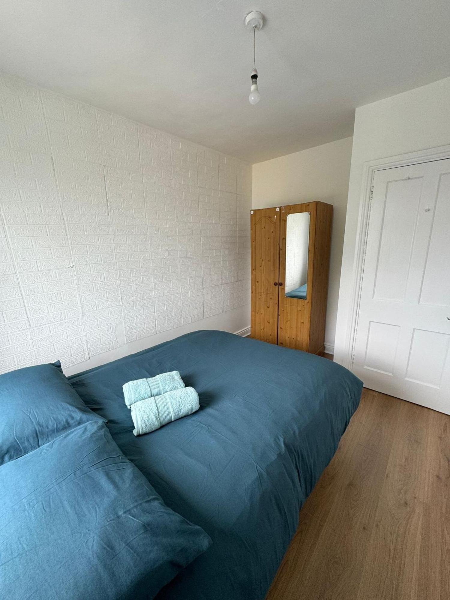 Nice Double Room At 2 Iveragh Rd-8 Dublin Zewnętrze zdjęcie